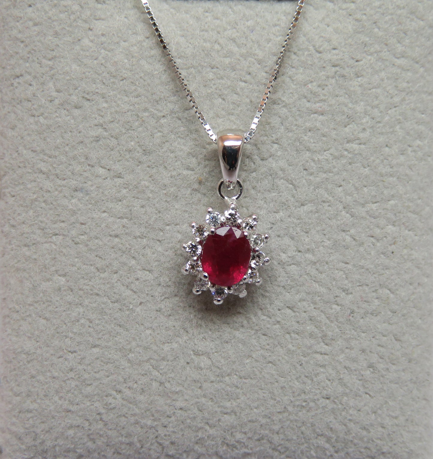 Collana Kate con Rubino 5x4