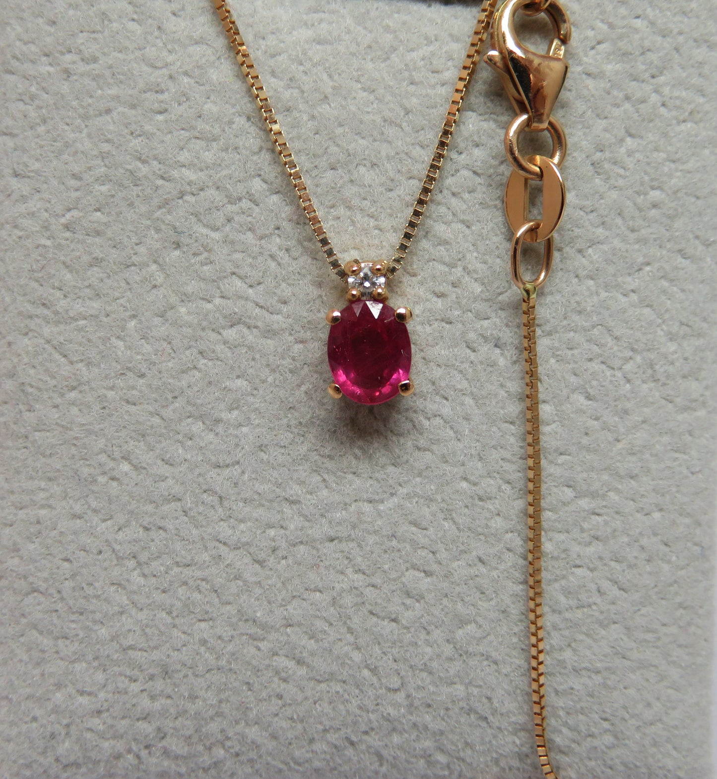 Collana Punto Colore con Rubino 5x4