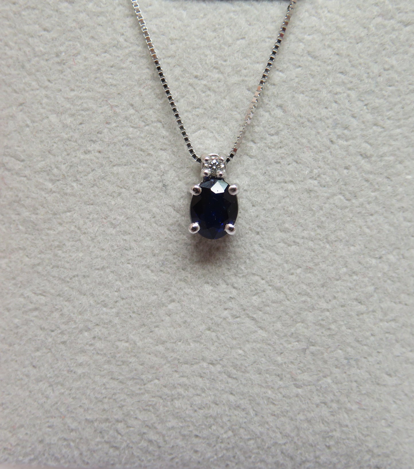 Collana Punto Colore con Zaffiro Blu 5x4