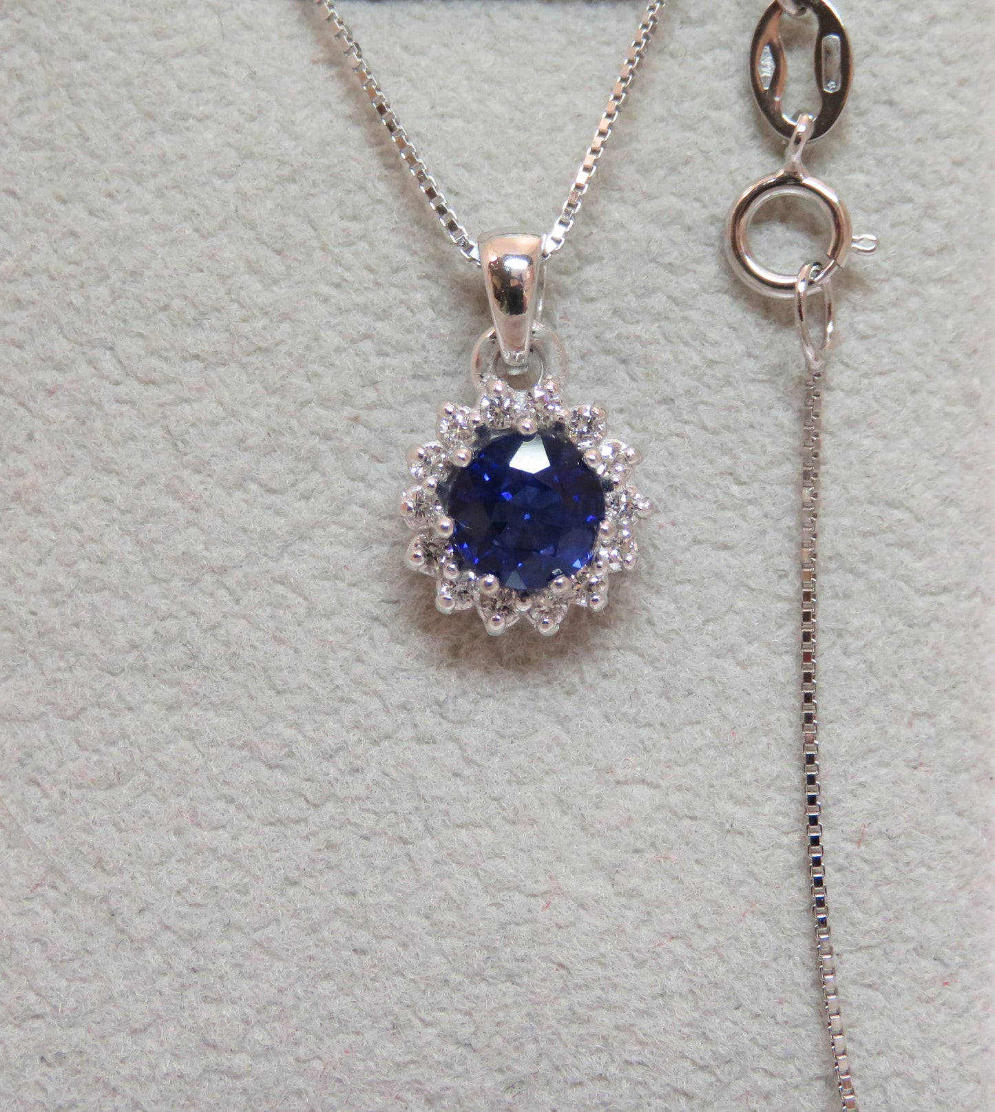 Collana Kate Tondo con Zaffiro Blu